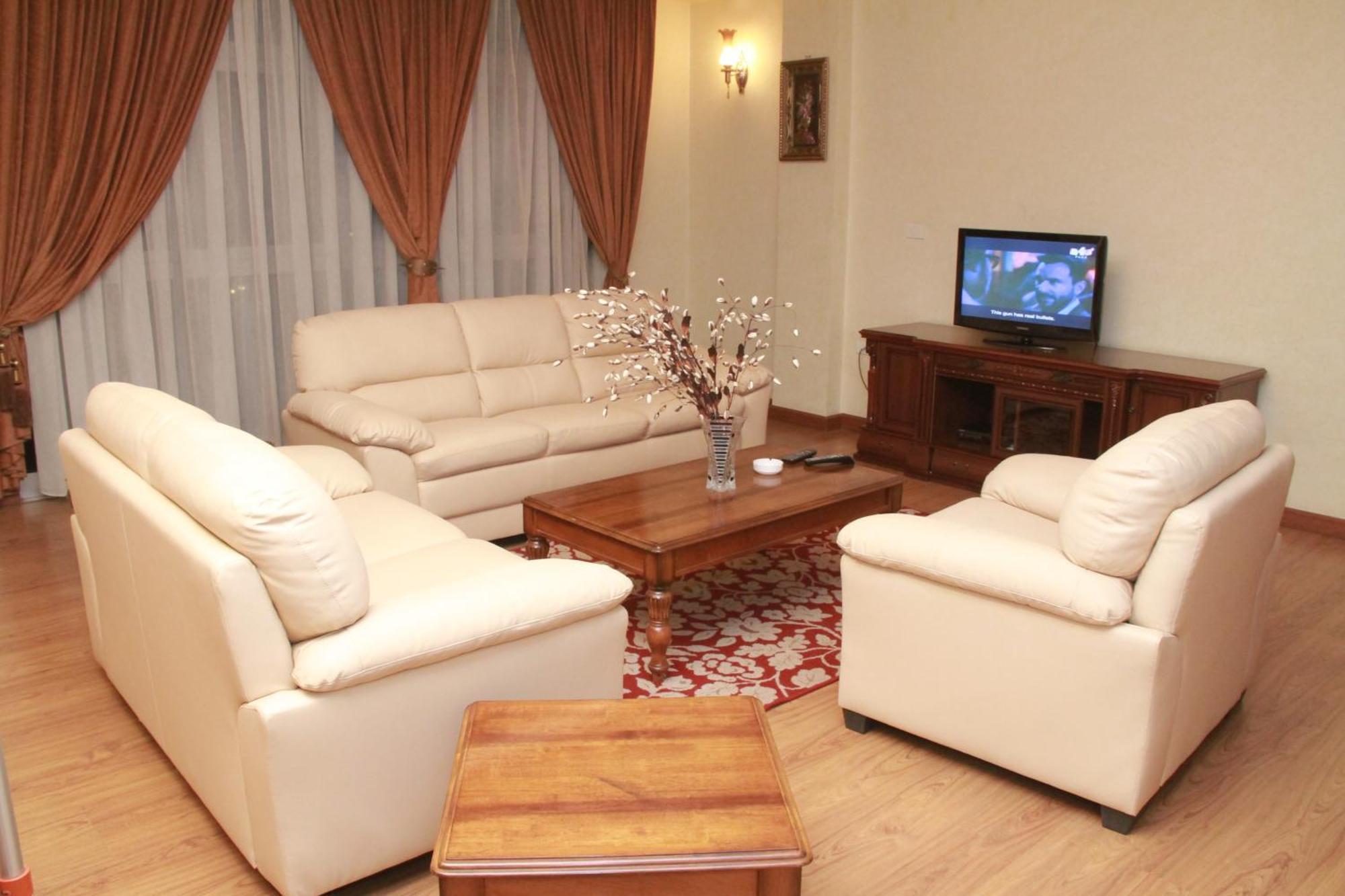 Solmile Family Guest House Addis Ababa Dış mekan fotoğraf