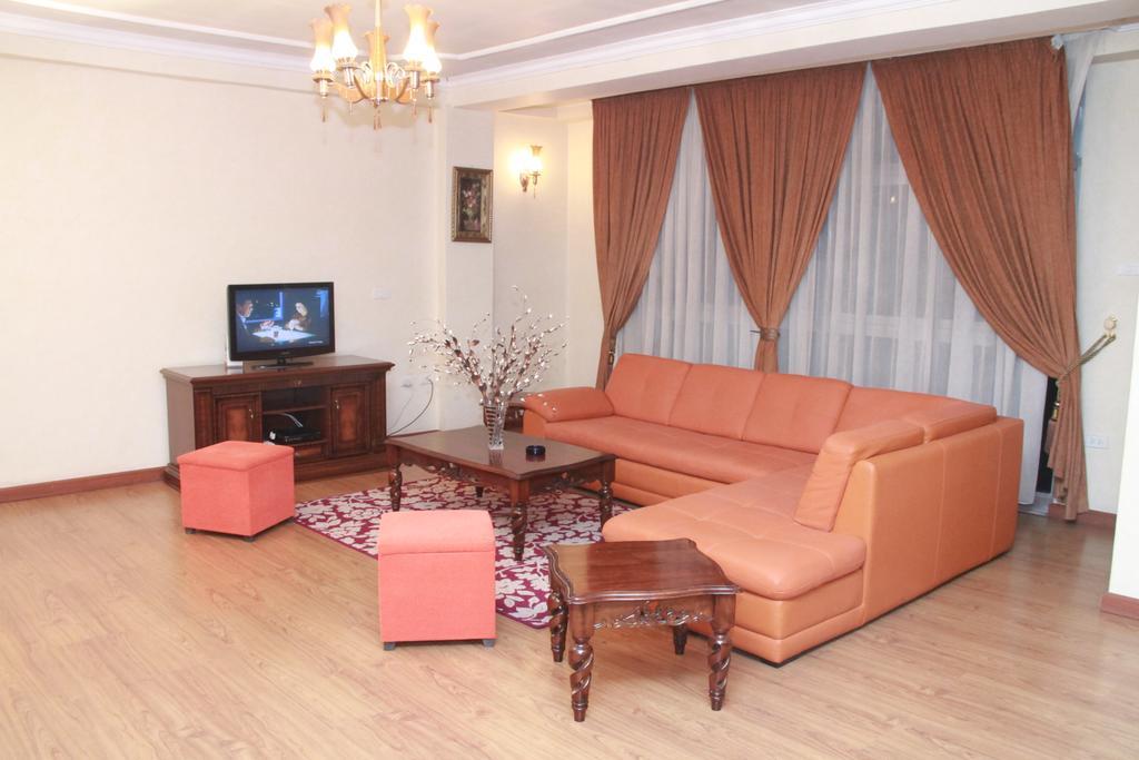 Solmile Family Guest House Addis Ababa Dış mekan fotoğraf