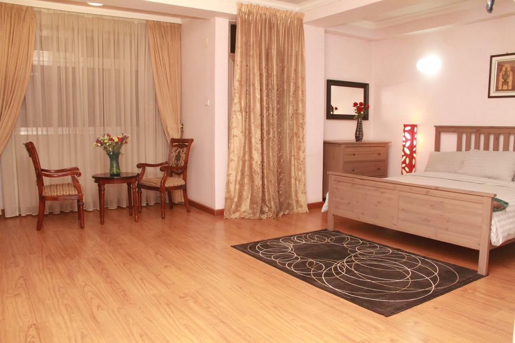 Solmile Family Guest House Addis Ababa Dış mekan fotoğraf
